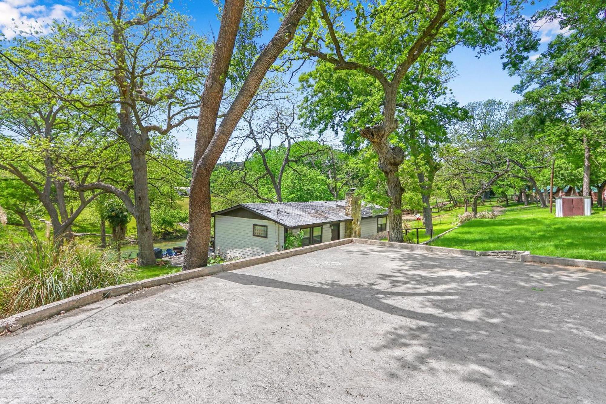 Pecan Creek Cottage Каньон-Лейк Экстерьер фото